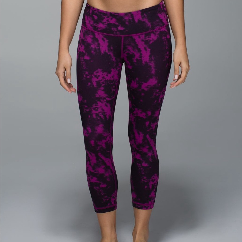 Lululemon Purple Wonder Under Leggings